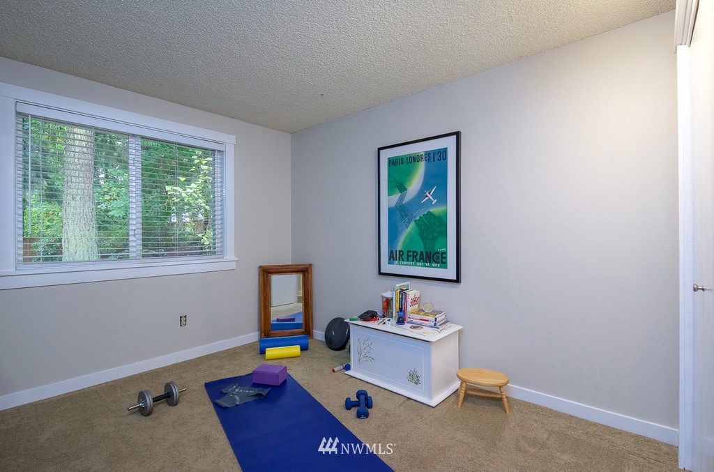 16644 157th Court Southeast Renton, WA 98058 - Photo 16 of 23