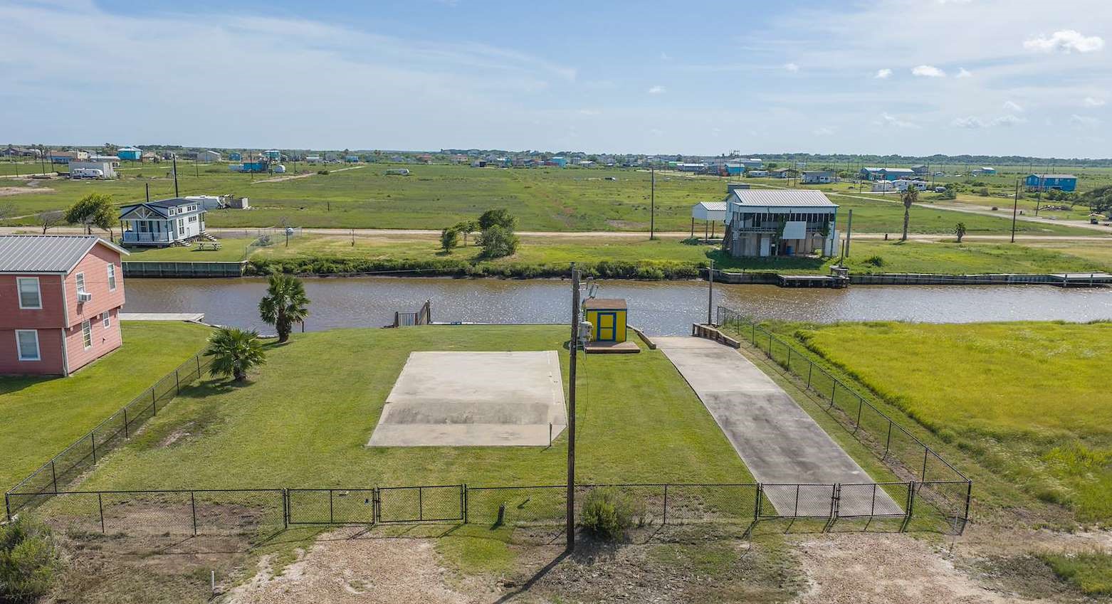 683 Hall Road Sargent, TX 77414 - Photo 11 of 16