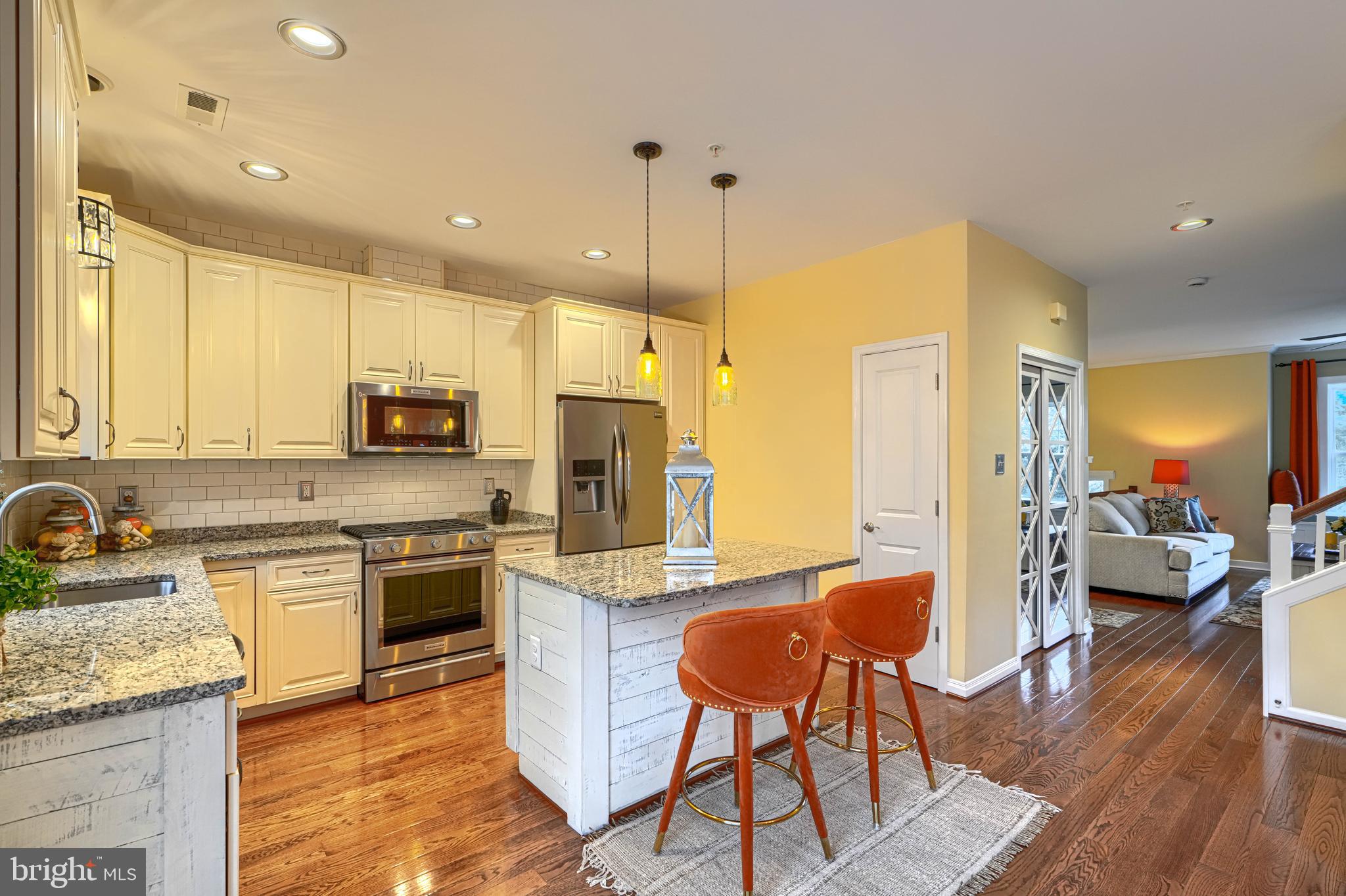 8502 Lynch Road Dundalk, MD 21222 - Photo 12 of 53 Kitchen
