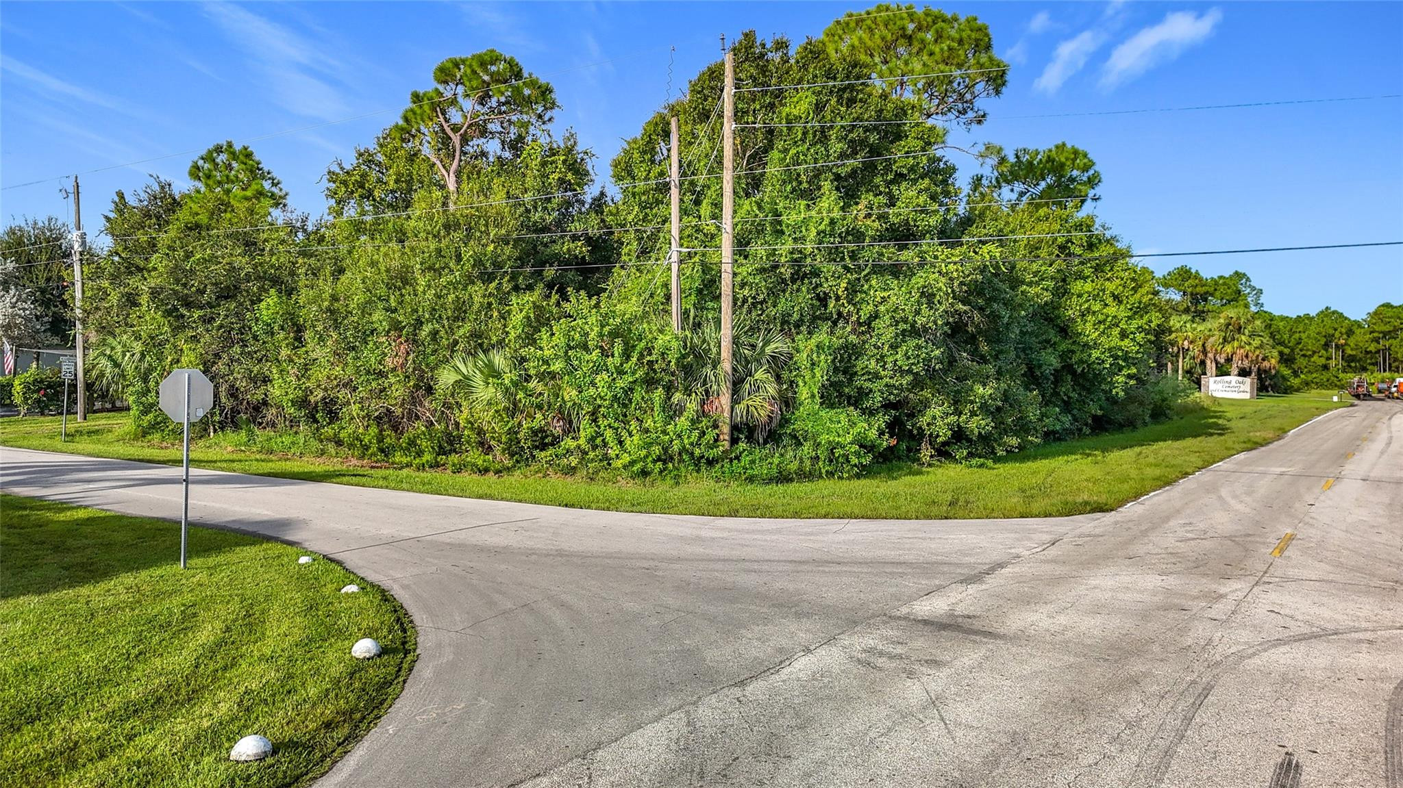 2192 Southwest Del Rio Boulevard Port St. Lucie, FL 34953 - Photo 4 of 20 Photo 4