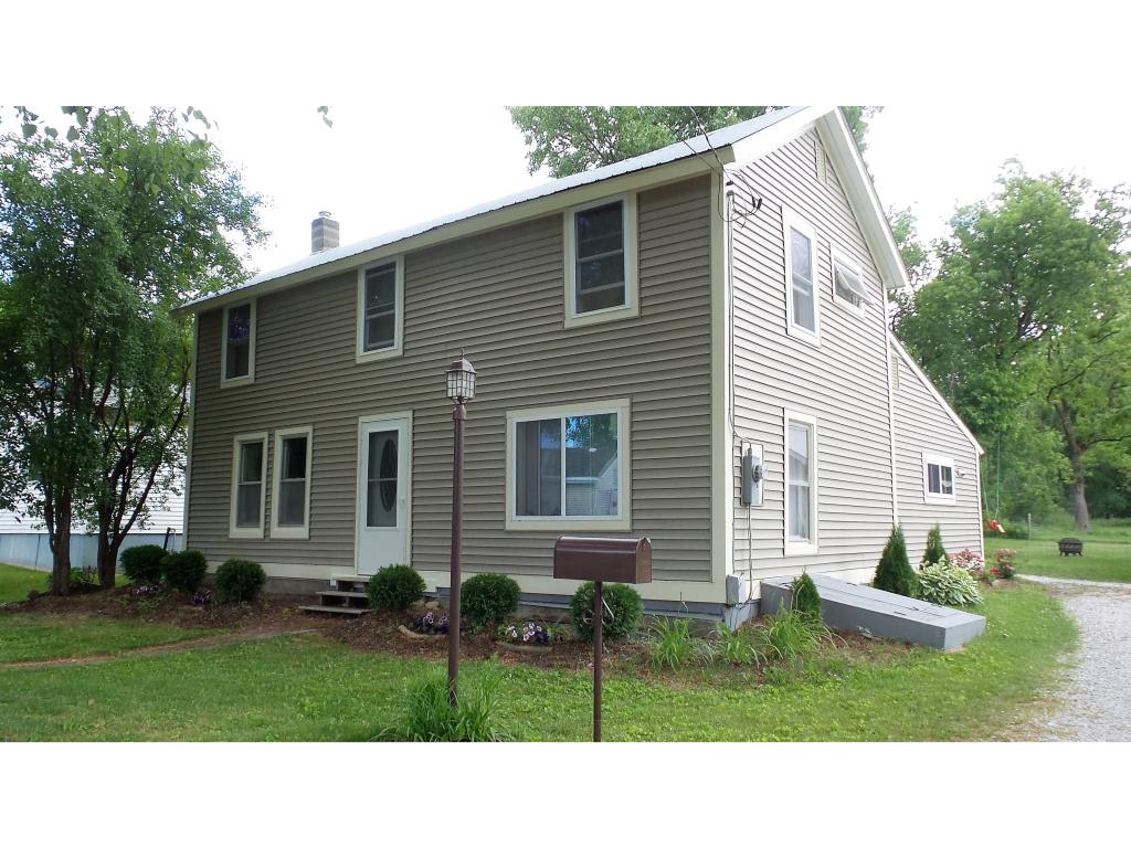 29 Huntington Street St. Albans, VT 05478 - Photo 1 of 31 Gallery Image 1