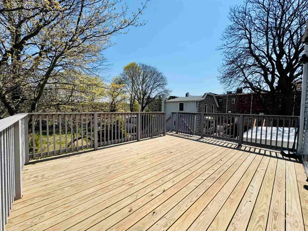 $2,200 | 100 Lexington Avenue, Unit 2, Bayonne, NJ 07002