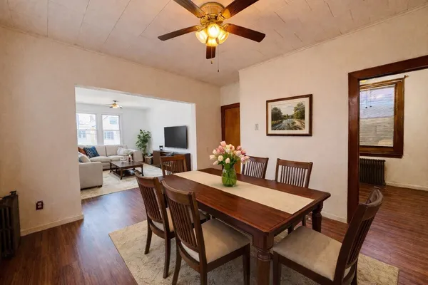 $2,200 | 100 Lexington Avenue, Unit 2, Bayonne, NJ 07002