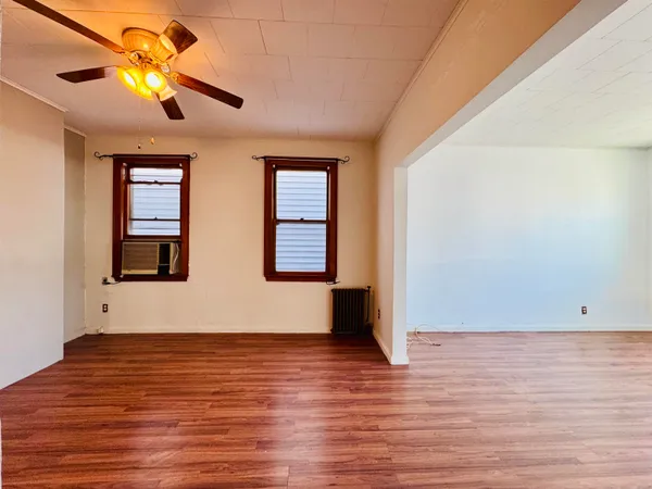 $2,200 | 100 Lexington Avenue, Unit 2, Bayonne, NJ 07002