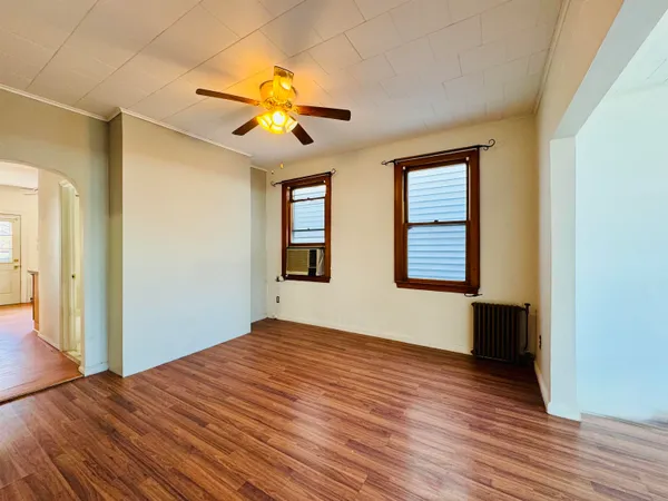 $2,200 | 100 Lexington Avenue, Unit 2, Bayonne, NJ 07002