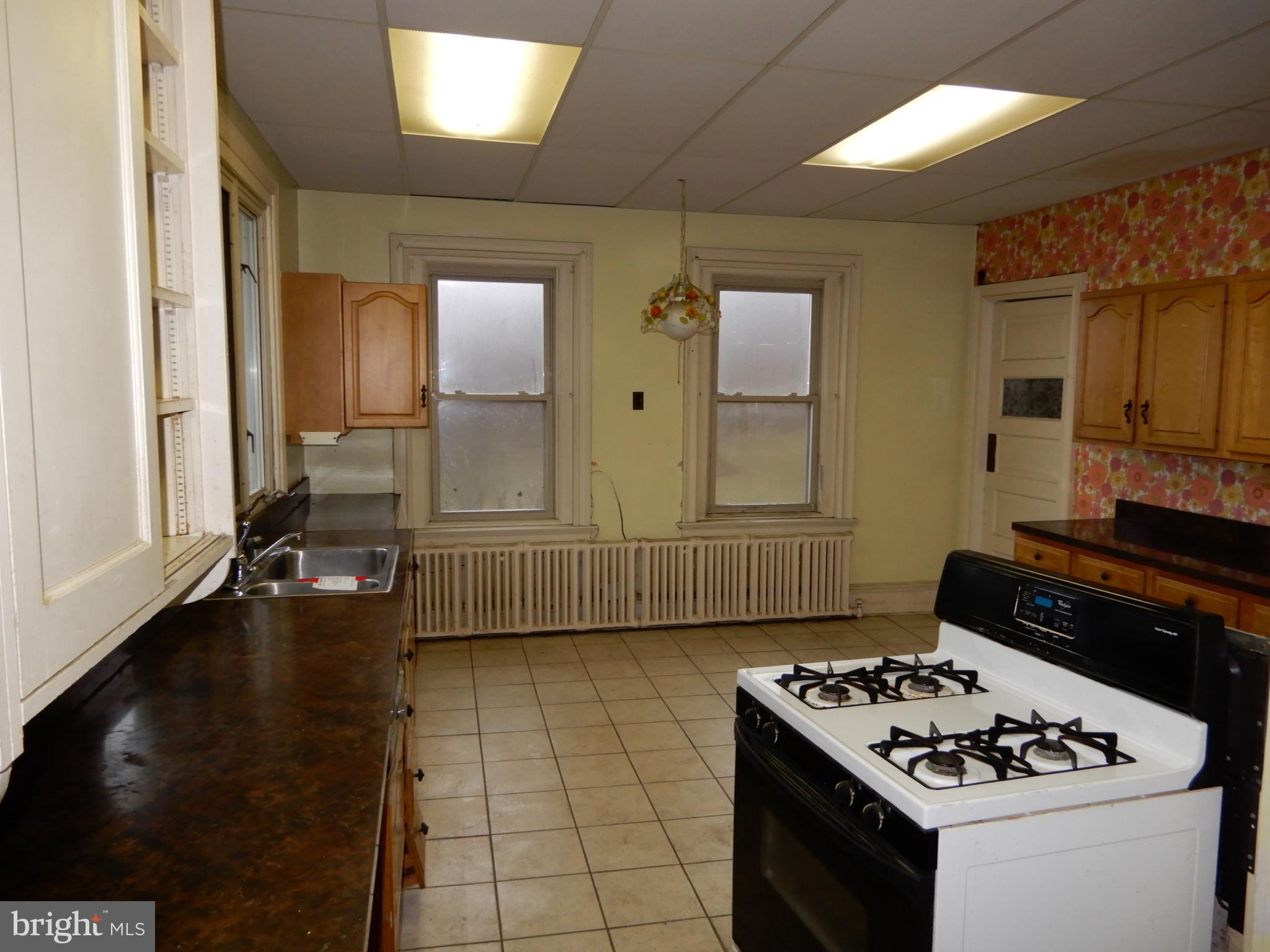1106 Paper Mill Road Glenside, PA 19038 - Photo 14 of 57 kitchen