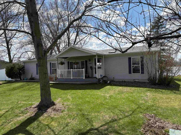 $222,900 | 10686 North C Drive, Kendallville, IN 46755