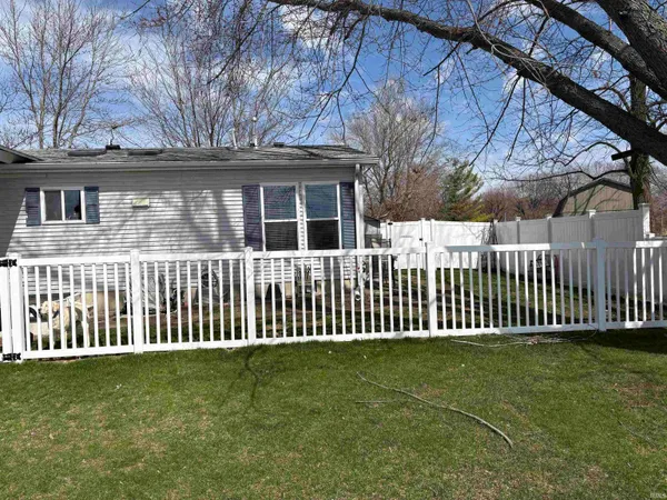 $222,900 | 10686 North C Drive, Kendallville, IN 46755