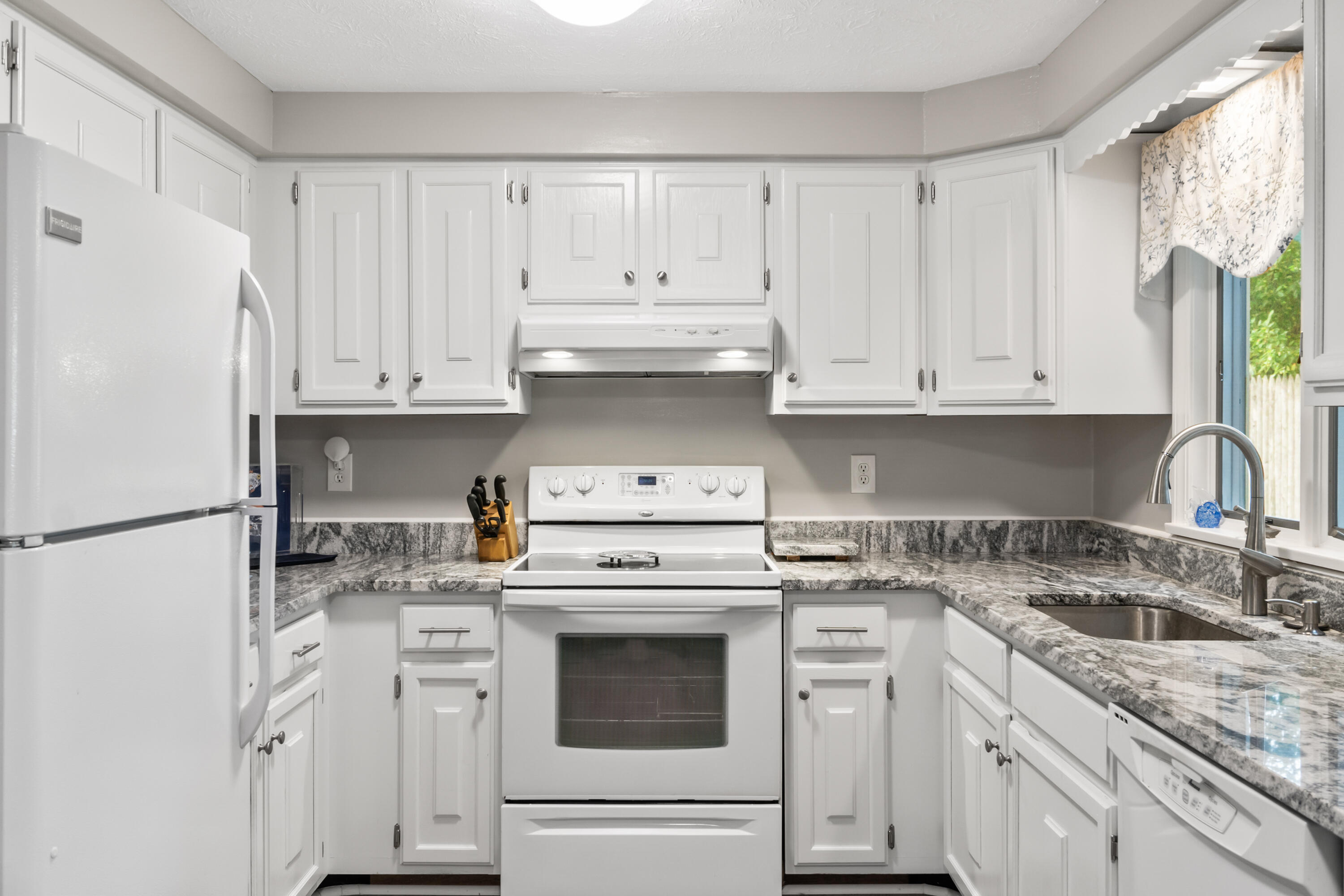 1372 Post Road, Unit 1A Wells, ME 04090 - Photo 10 of 31 1372 Post Rd - 1-A_118