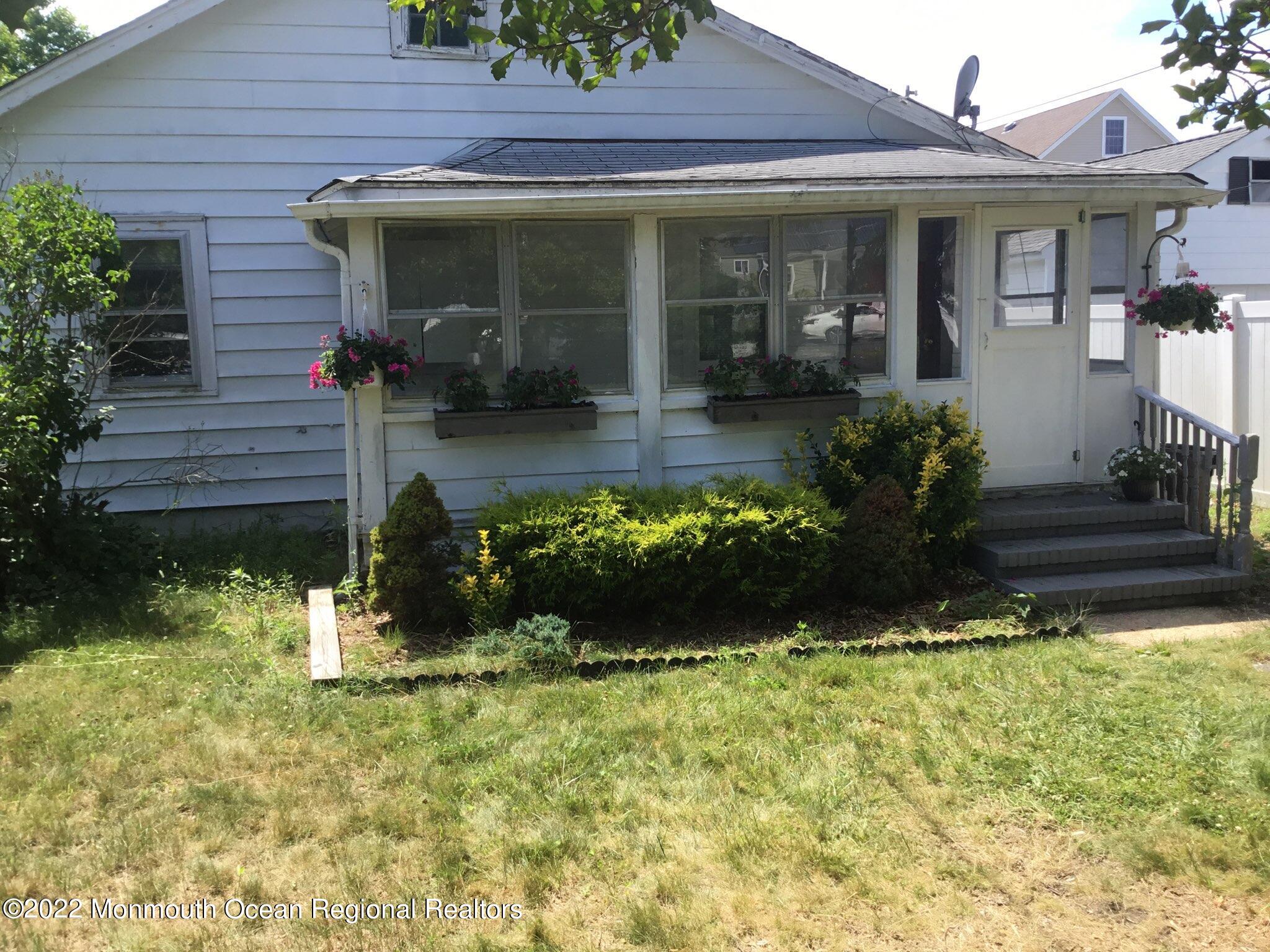 1230 Maplewood Road Belmar, NJ 07719 - Photo 4 of 5 IMG_2557