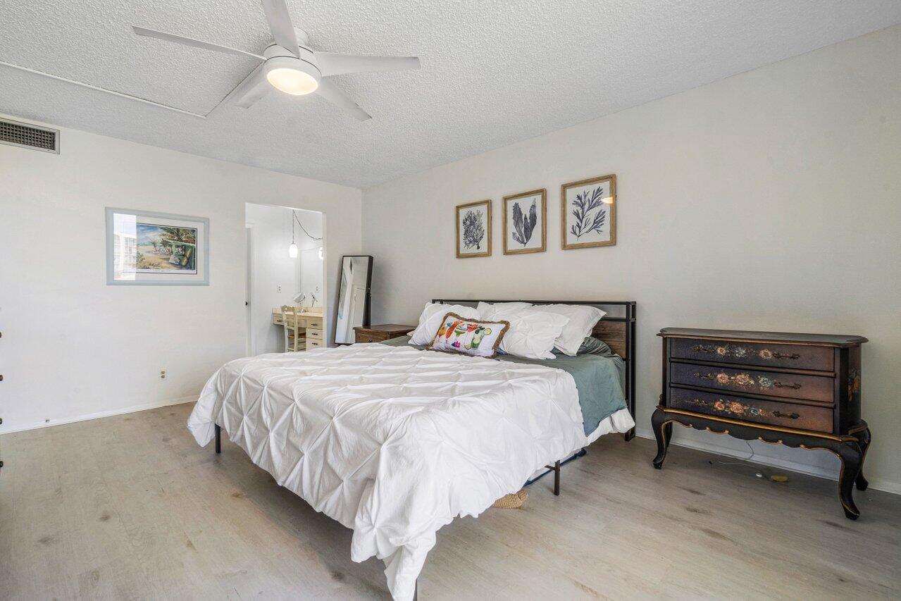 299 Northwest 52nd Terrace, Unit 217 Boca Raton, FL 33487 - Photo 20 of 37 020-299Northwest52ndTerrace-BocaRaton-FL