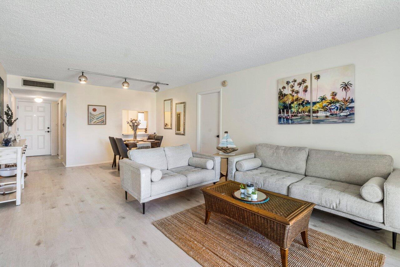 299 Northwest 52nd Terrace, Unit 217 Boca Raton, FL 33487 - Photo 7 of 37 008-299Northwest52ndTerrace-BocaRaton-FL