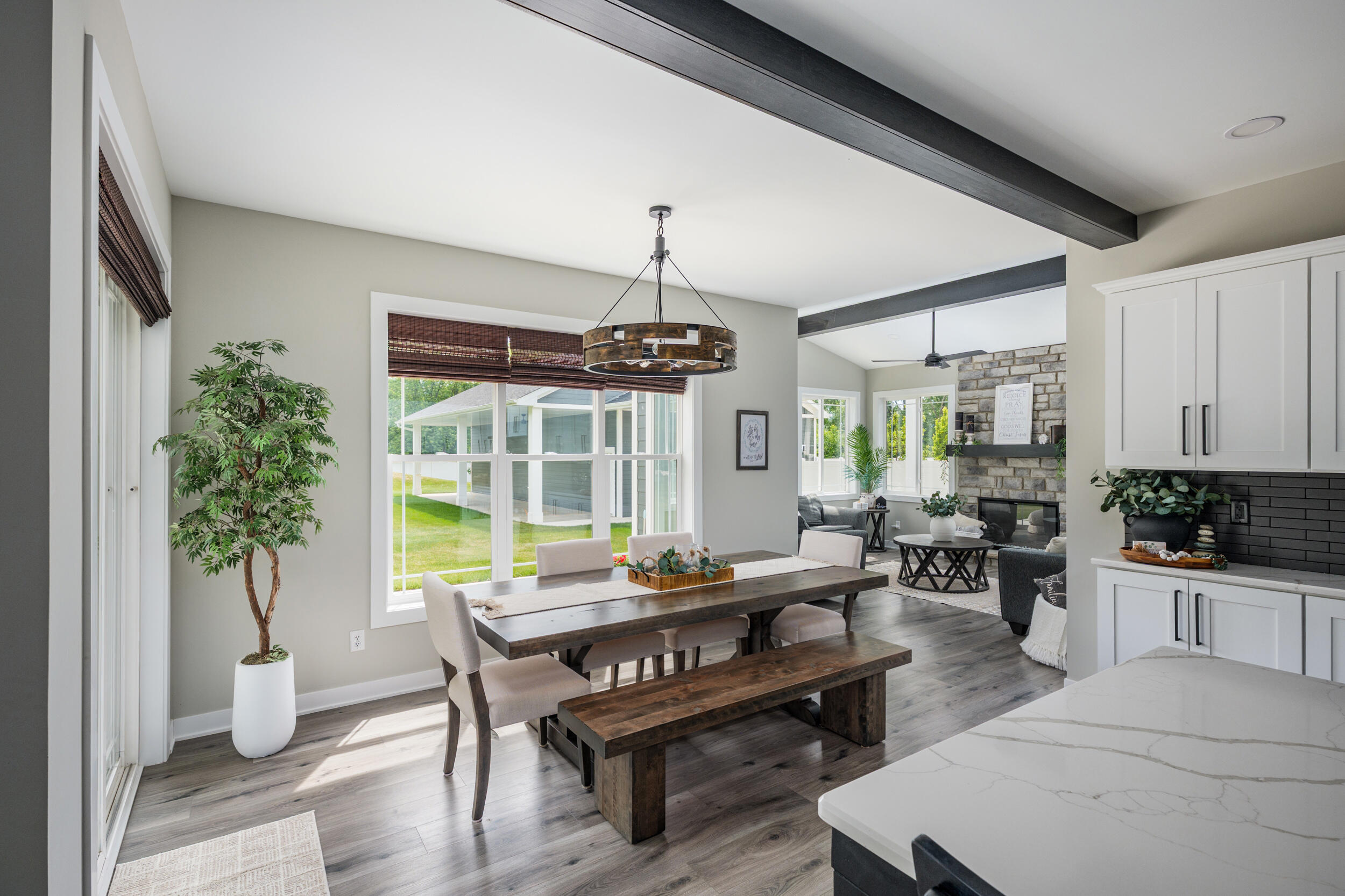 11641 Old Green Bay Road Pleasant Prairie, WI 53158 - Photo 22 of 77 Dining