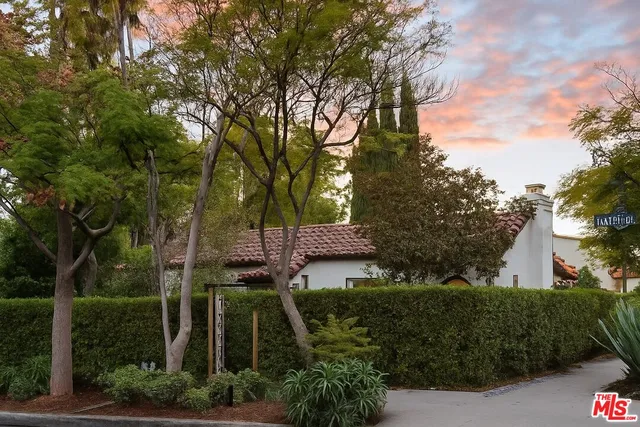 $5,995 | 953 North Martel Avenue, Los Angeles, CA 90046