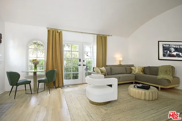 $6,995 | 953 North Martel Avenue, Los Angeles, CA 90046