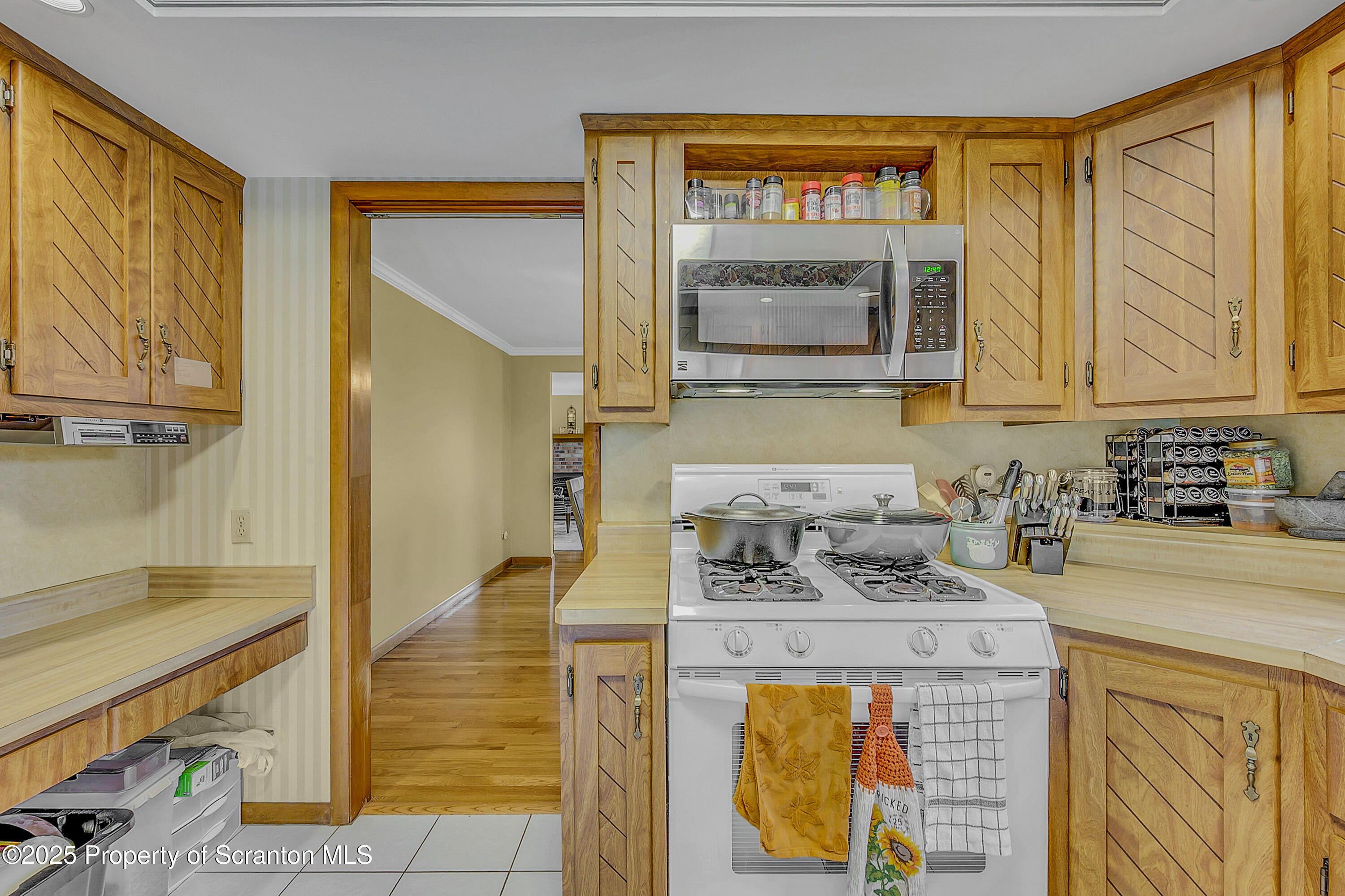 1002 Pheasant Run Road Clarks Summit, PA 18411 - Photo 22 of 53 Kitchen