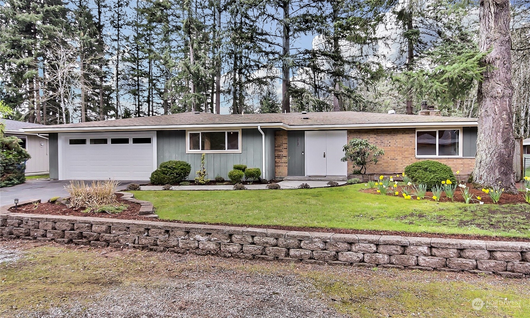 13814 139th Avenue Southeast Renton, WA 98059 - Photo 1 of 20 Gallery Image 1