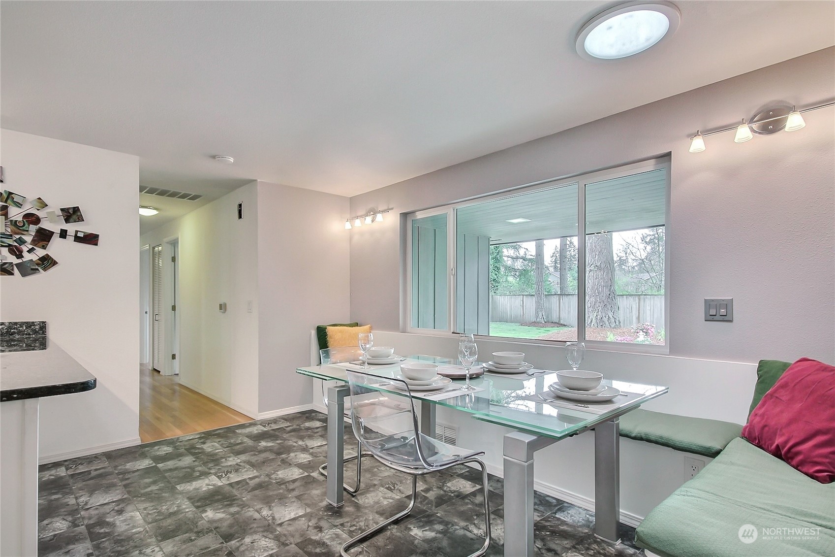 13814 139th Avenue Southeast Renton, WA 98059 - Photo 11 of 20 Gallery Image 11