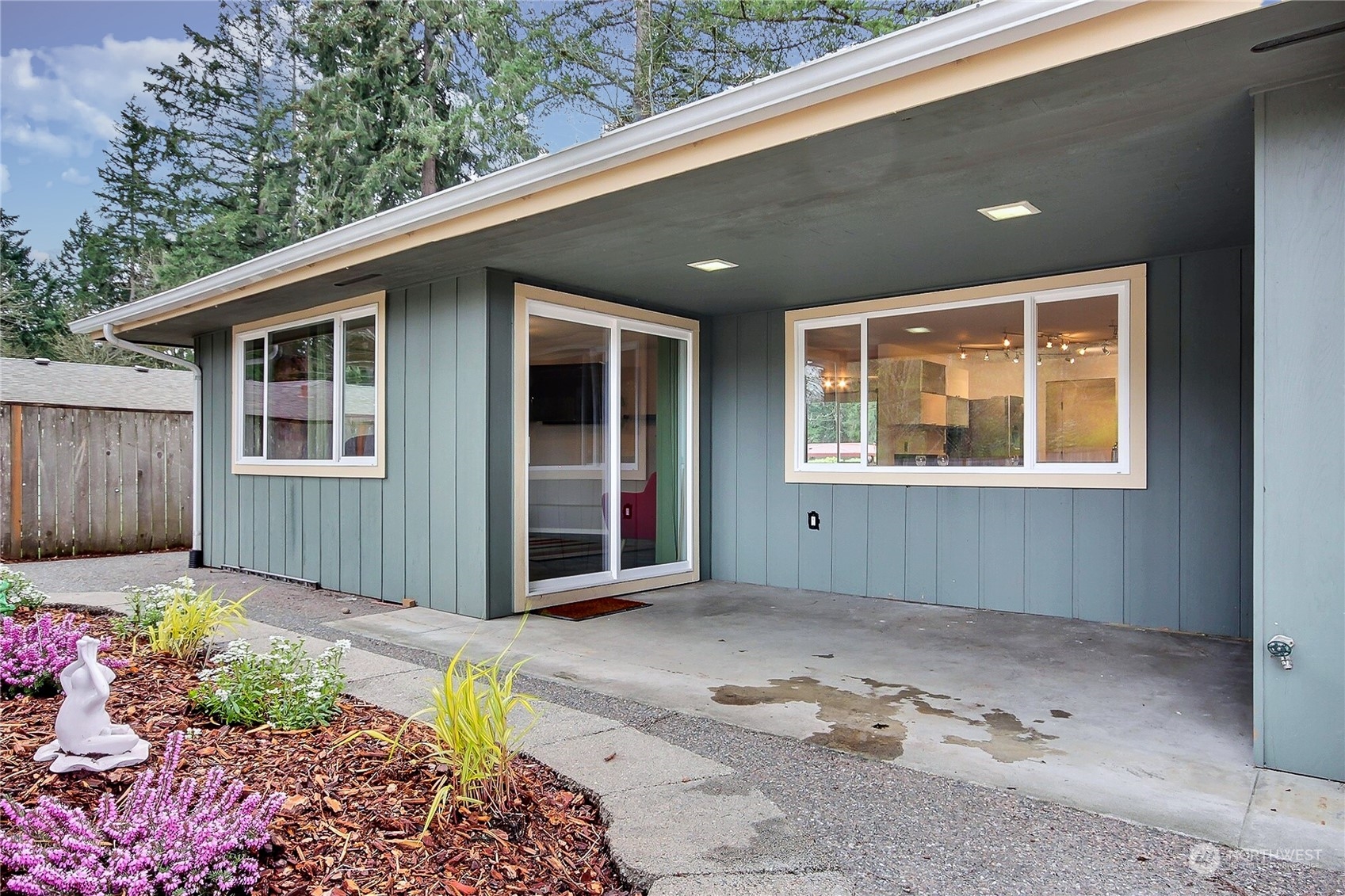 13814 139th Avenue Southeast Renton, WA 98059 - Photo 18 of 20 Gallery Image 18