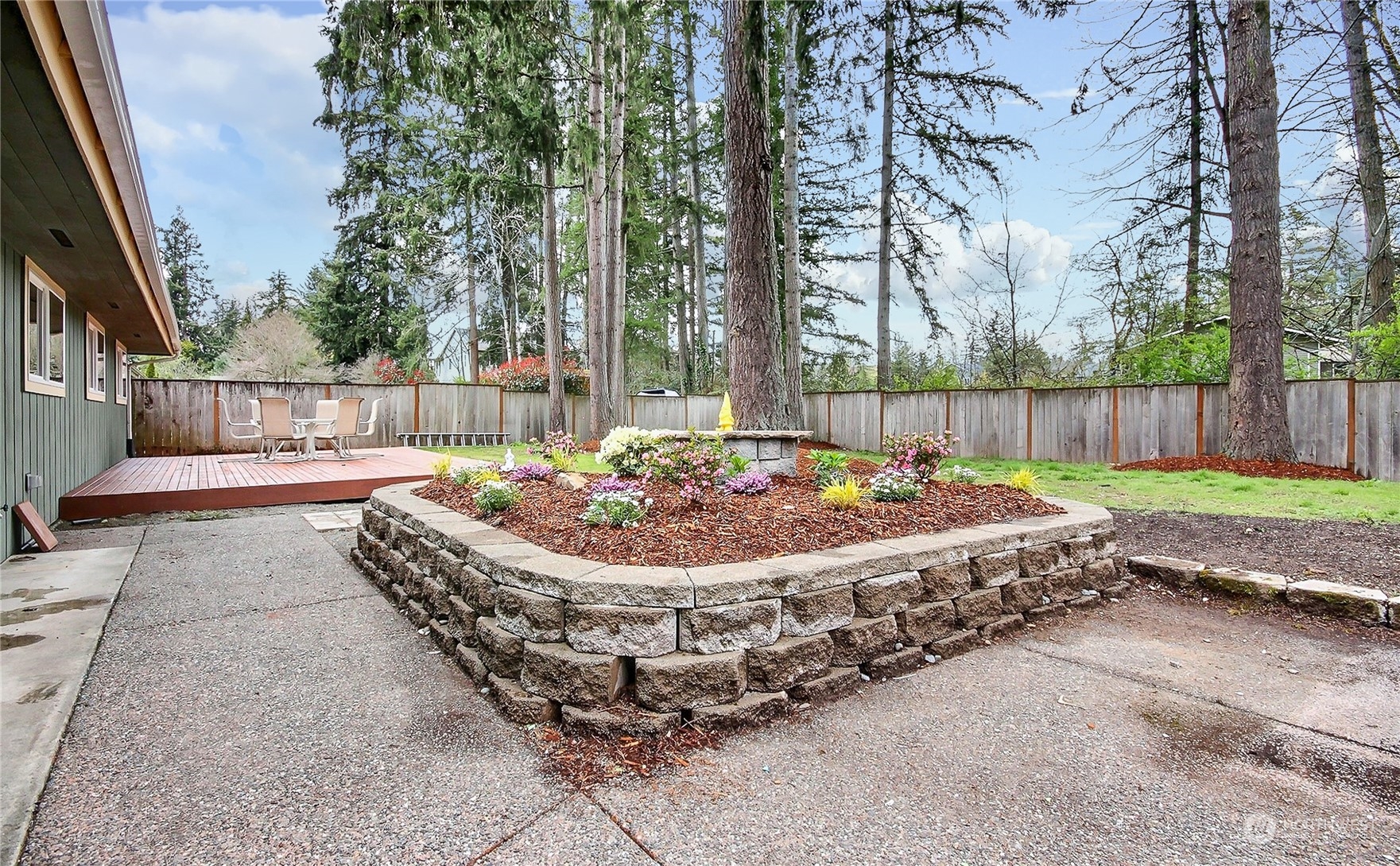 13814 139th Avenue Southeast Renton, WA 98059 - Photo 19 of 20 Gallery Image 19