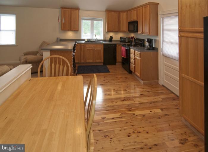 8701 A Yellow Springs Road Frederick, MD 21702 - Photo 13 of 24 Kitchen