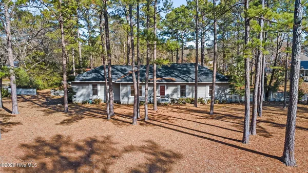 $255,000 | 52 Lakeshore Drive, Arapahoe, NC 28510