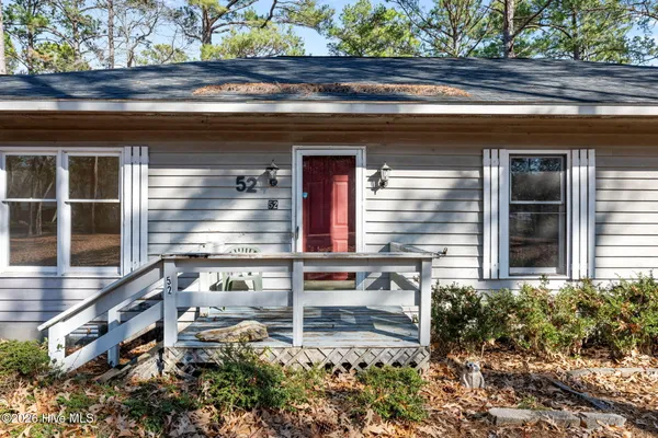 $255,000 | 52 Lakeshore Drive, Arapahoe, NC 28510