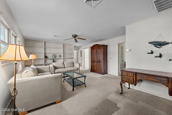 $255,000 | 52 Lakeshore Drive, Arapahoe, NC 28510