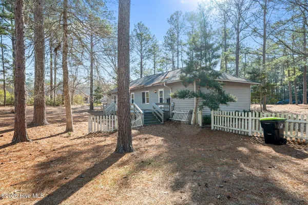 $255,000 | 52 Lakeshore Drive, Arapahoe, NC 28510