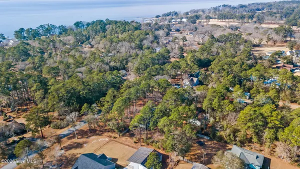 $255,000 | 52 Lakeshore Drive, Arapahoe, NC 28510