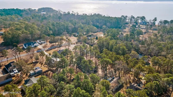 $255,000 | 52 Lakeshore Drive, Arapahoe, NC 28510