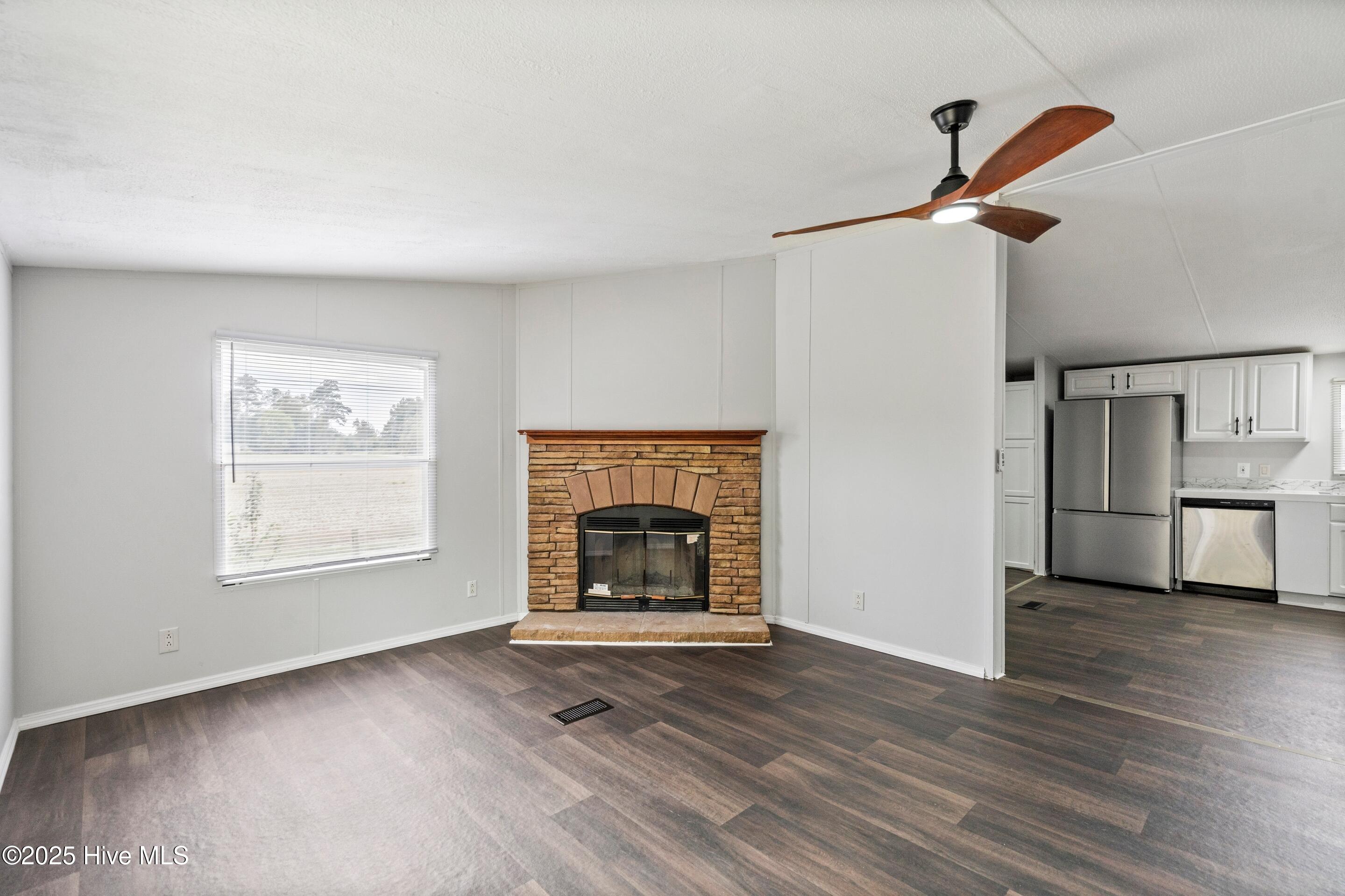 836 Belgrade-Swansboro Road Stella, NC 28582 - Photo 13 of 43 mls-DSC09331