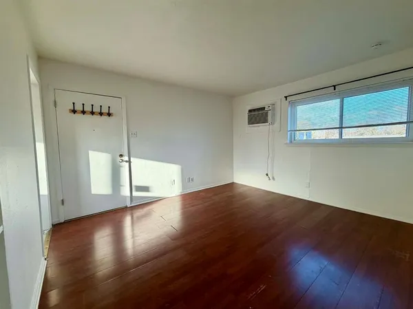 $1,200 | 321 La Salle Drive, Richardson, TX 75081