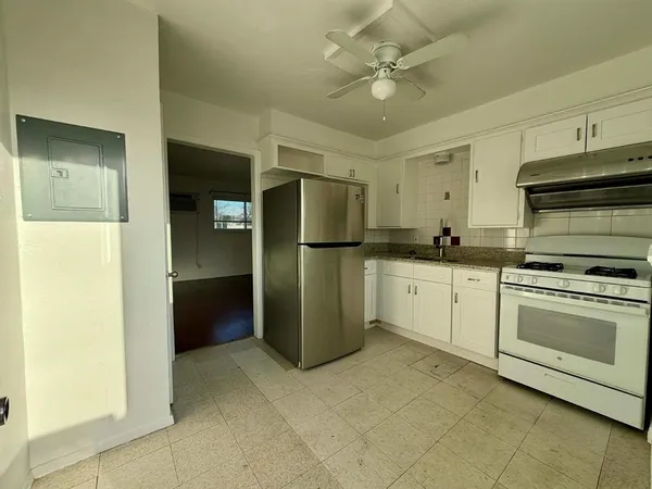 $1,200 | 321 La Salle Drive, Richardson, TX 75081