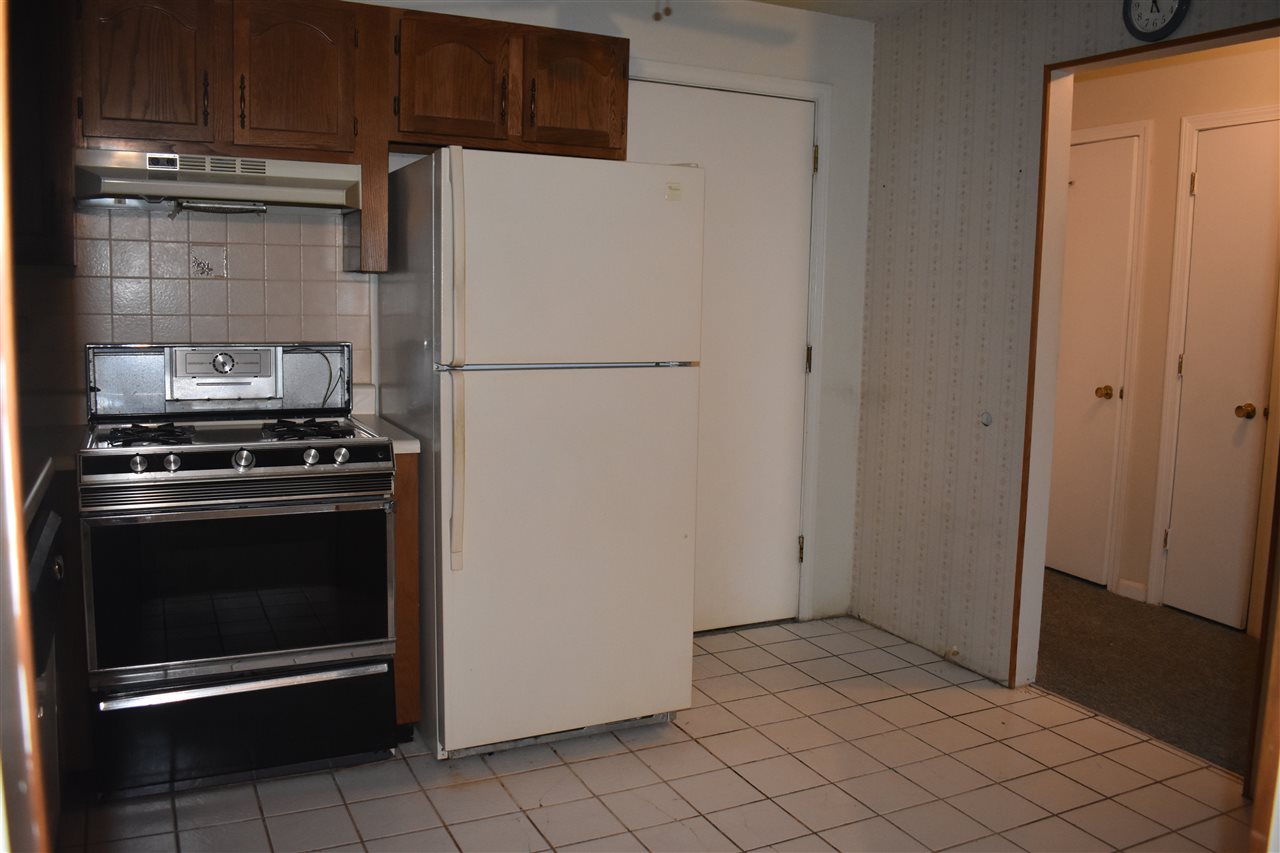 379 Huse Road, Unit 36 Manchester, NH 03103 - Photo 5 of 14