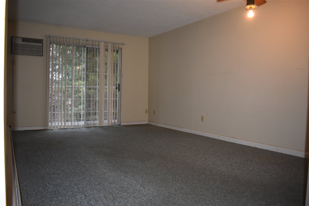 379 Huse Road, Unit 36 Manchester, NH 03103 - Photo 7 of 14
