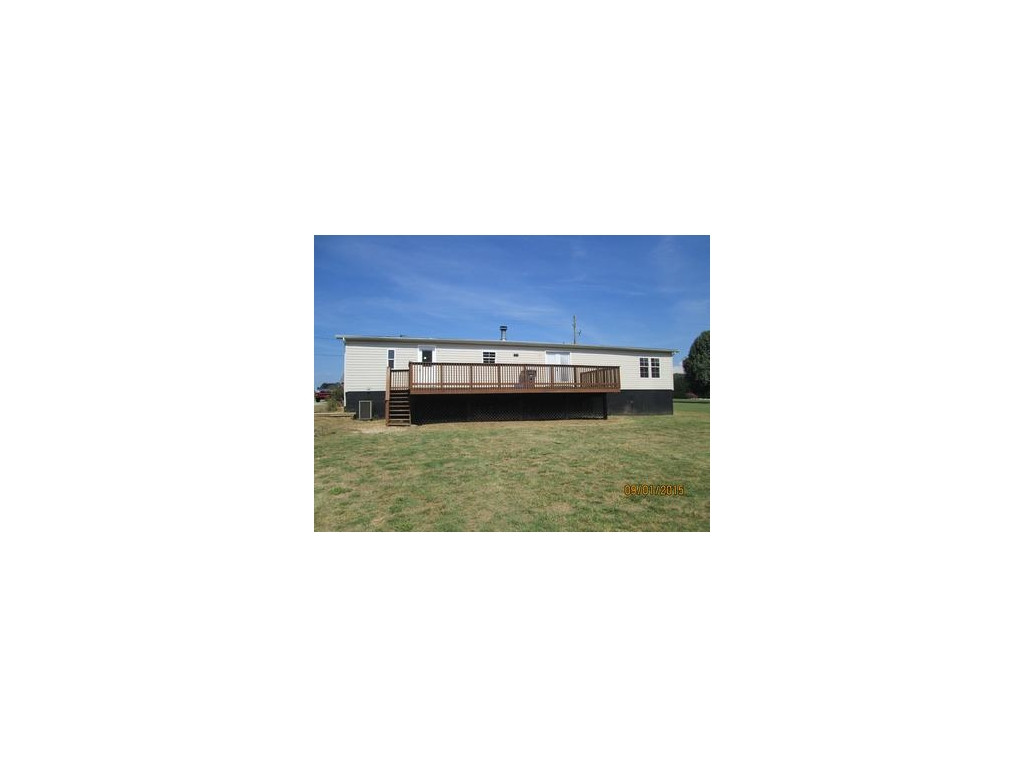 625 Snapps Ferry Road Kingsport, TN 37664 - Photo 2 of 14 REAR
