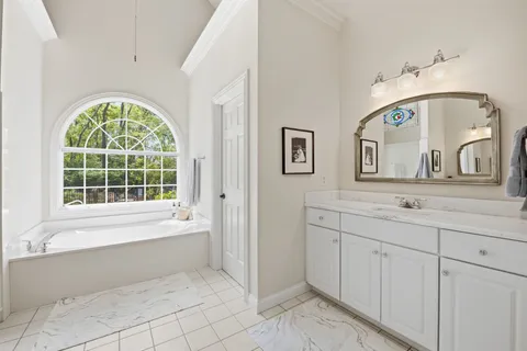 $949,000 | 5708 Templegate Drive, Nashville, TN 37221