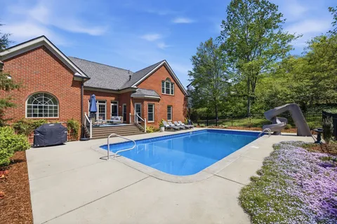 $949,000 | 5708 Templegate Drive, Nashville, TN 37221