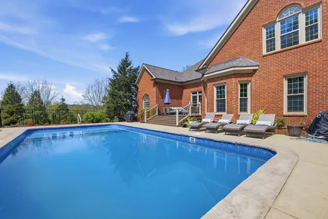 $949,000 | 5708 Templegate Drive, Nashville, TN 37221