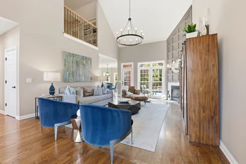 $949,000 | 5708 Templegate Drive, Nashville, TN 37221