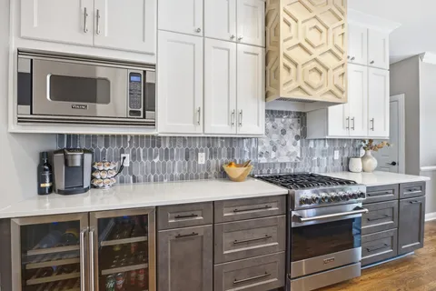 $949,000 | 5708 Templegate Drive, Nashville, TN 37221