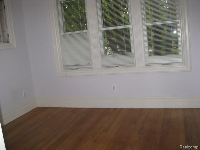 2861 Kenmore Road Berkley, MI 48072 - Photo 23 of 38 Gallery Image 23