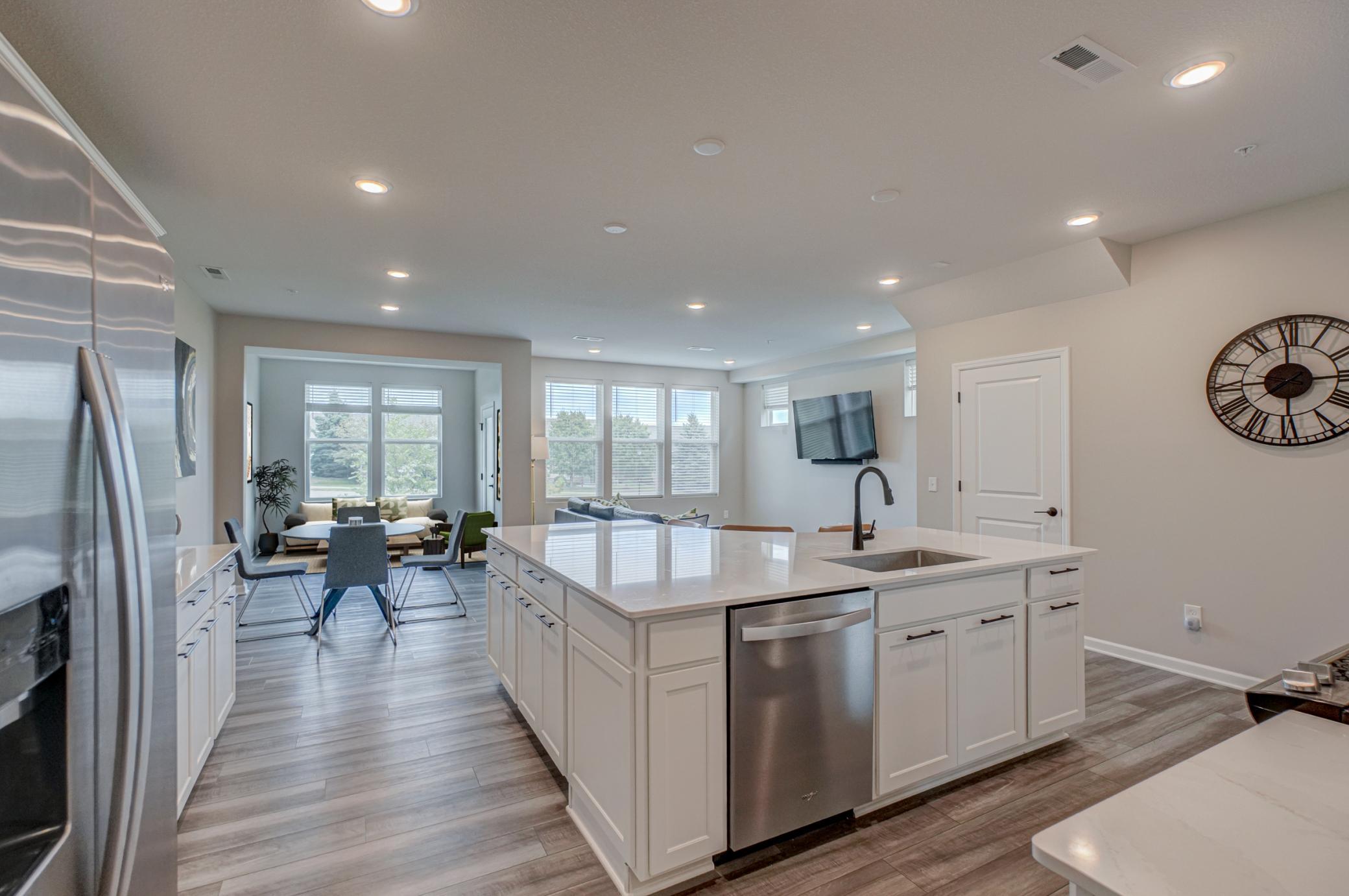 17935 Giants Way Lakeville, MN 55044 - Photo 2 of 18