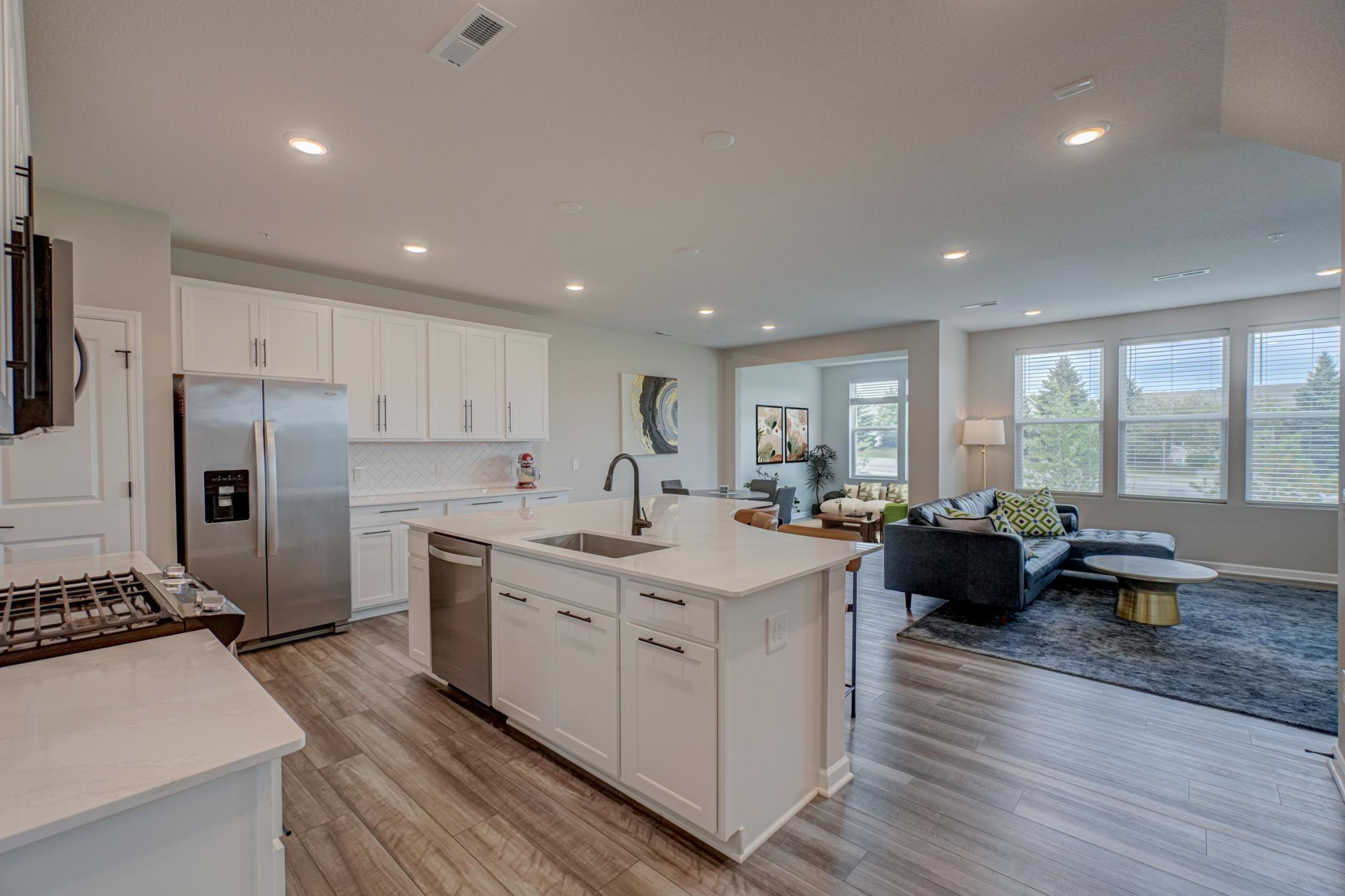 17935 Giants Way Lakeville, MN 55044 - Photo 3 of 18