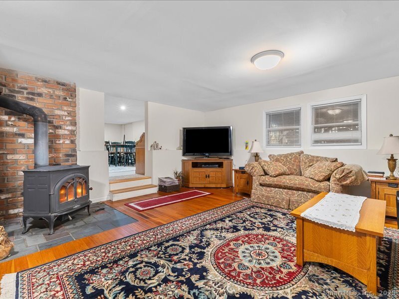 73 Airline Road Clinton, CT 06413 - Photo 23 of 36