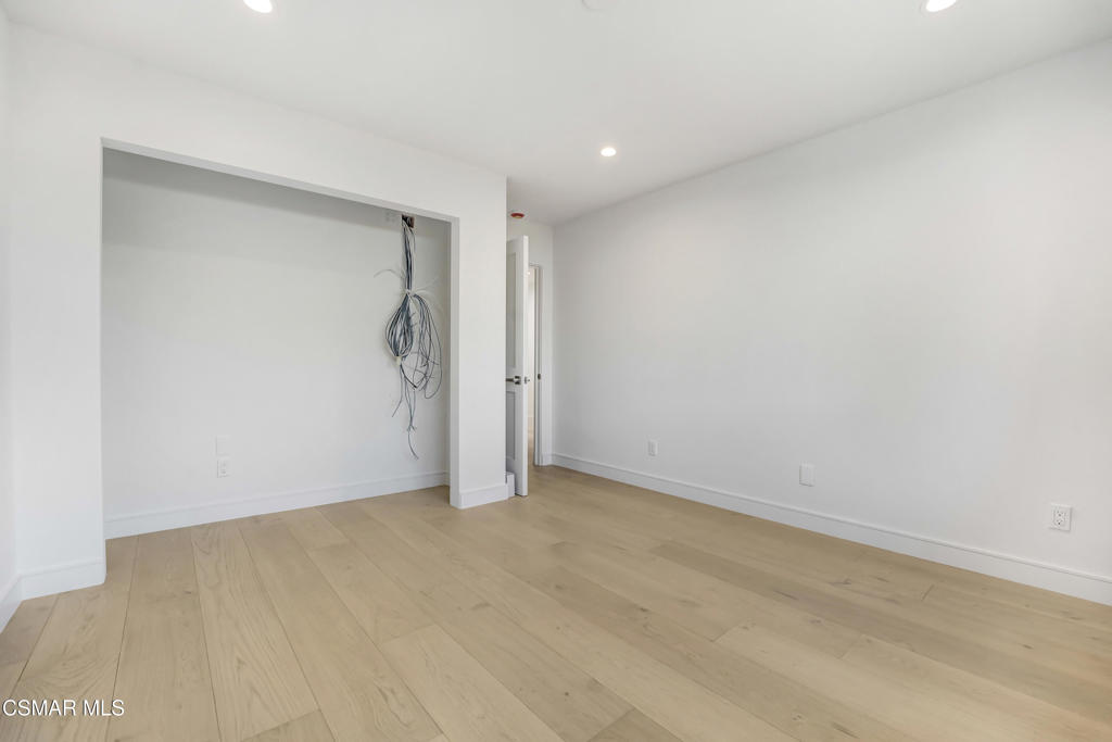 2718 Licia Place Simi Valley, CA 93065 - Photo 16 of 22 a view of an empty room