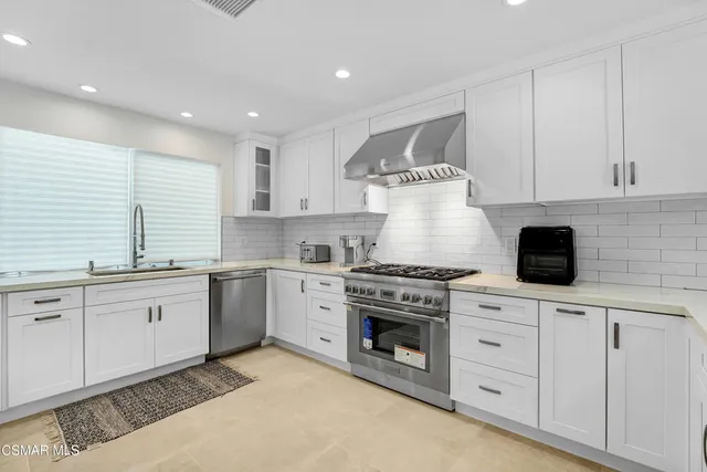 $1,099,000 | 2718 Licia Place, Simi Valley, CA 93065