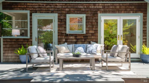 $975,000 | 103 Oak Knoll Avenue, San Anselmo, CA 94960