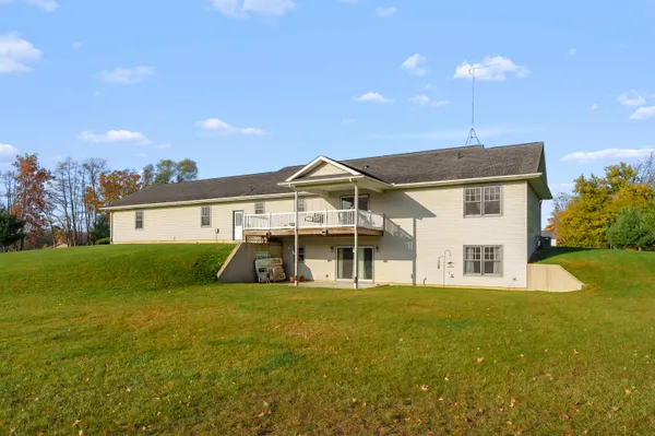 $499,999 | 26088 Wasepi Road, Centreville, MI 49032